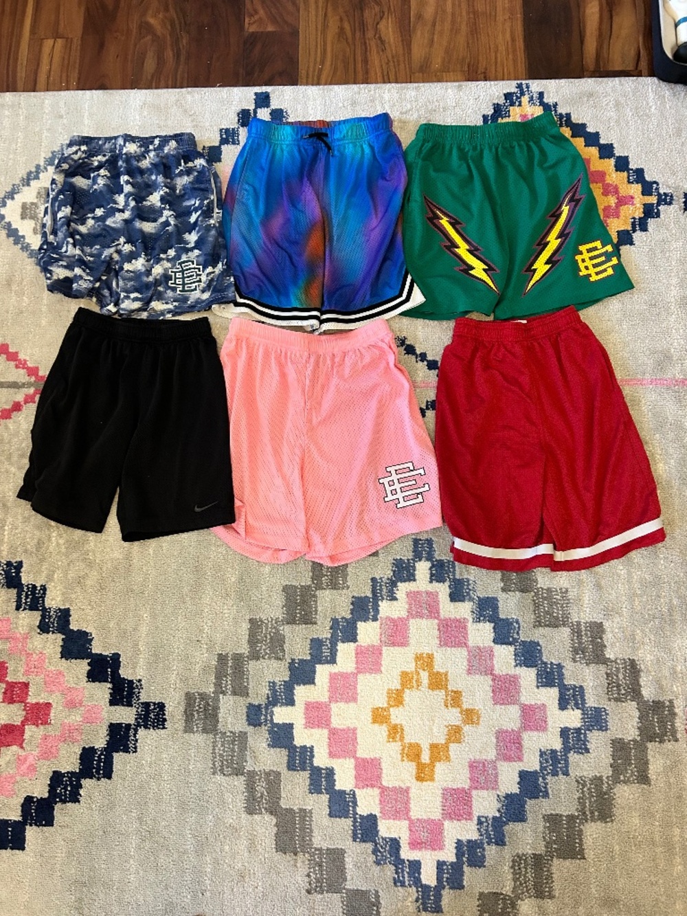 Boys athletic shorts - 4 pairs (green .& pink sold!)